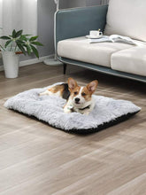 Load image into Gallery viewer, Long Plush Dog Bed Mat