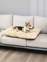 Load image into Gallery viewer, Long Plush Dog Bed Mat